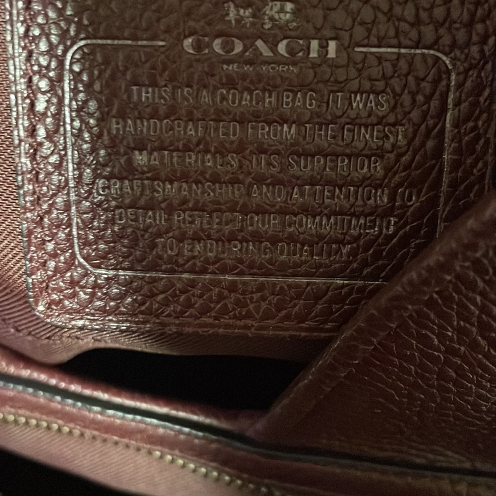 Authentic Coach purse - Picture 5 of 9